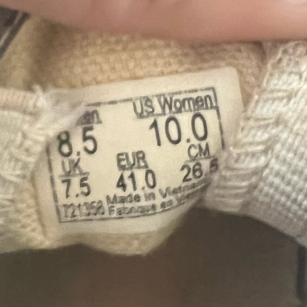 gray vans - Picture 4 of 4